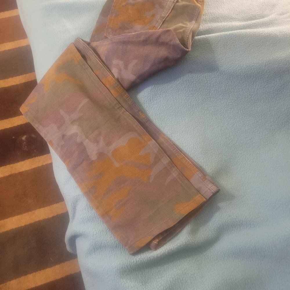 Levi's camouprint corduroys